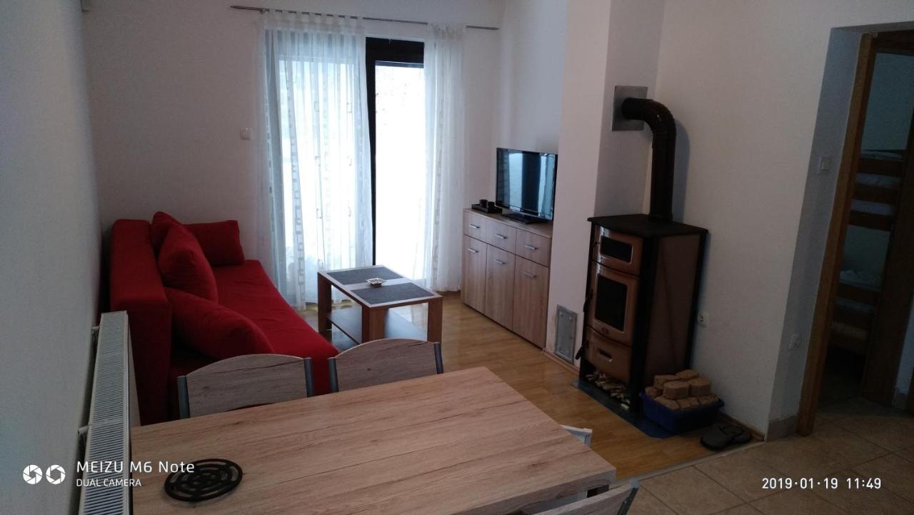 Apartman Hasen Vlasic Apartment Bagian luar foto