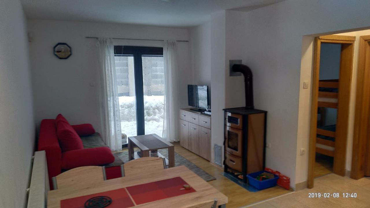 Apartman Hasen Vlasic Apartment Bagian luar foto